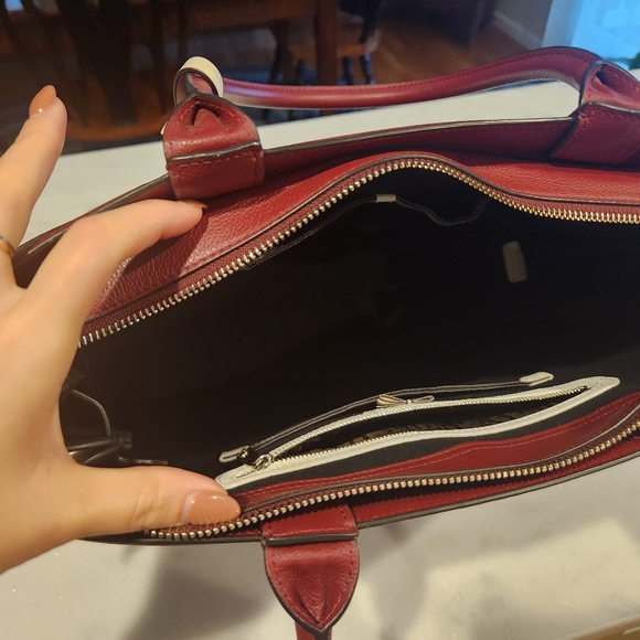 Henri Bendel Ruge Burgundy Maroon Vibes! Top handle tote bag - Picture 15 of 16